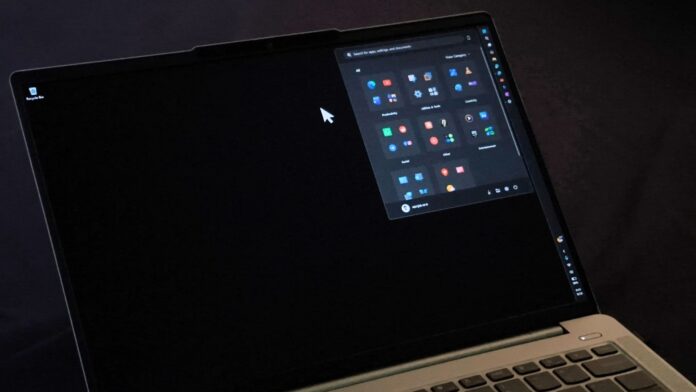 Новое обновление Windows 11 ломает курсоры и обои у многих пользователей (изображение смоделировано)