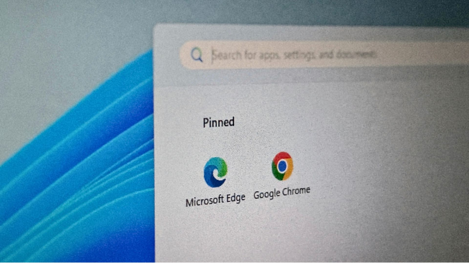 Microsoft исчерпала доводы продвигать Edge вместо Chrome, и теперь один из четырёх пунктов сравнения — просто рекомендация Microsoft