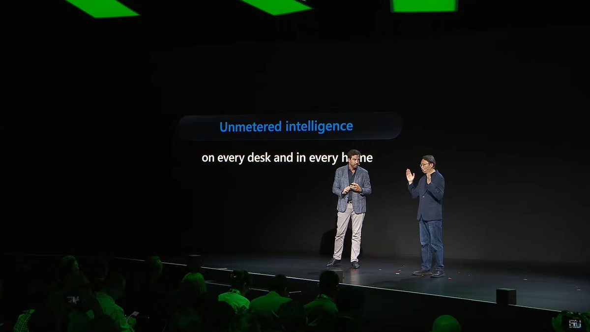 Microsoft хочет принести неограниченный интеллект на каждый стол и в каждый дом