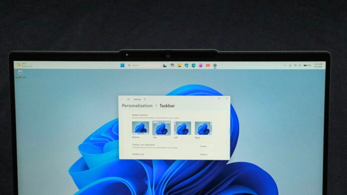 Перемещаемые панели задач Windows 11 наконец стали доступны на всех подходящих компьютерах.
