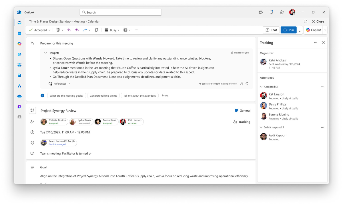 Скриншот календаря Microsoft Outlook, показывающий информацию о подготовке собрания Copilot AI, включая темы для обсуждения, рекомендации и сведения об участниках совещания "Обзор синергии проекта".