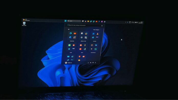 Включите перемещаемую панель задач Windows 11, масштабируемое меню Пуск и поиск без Bing уже сейчас