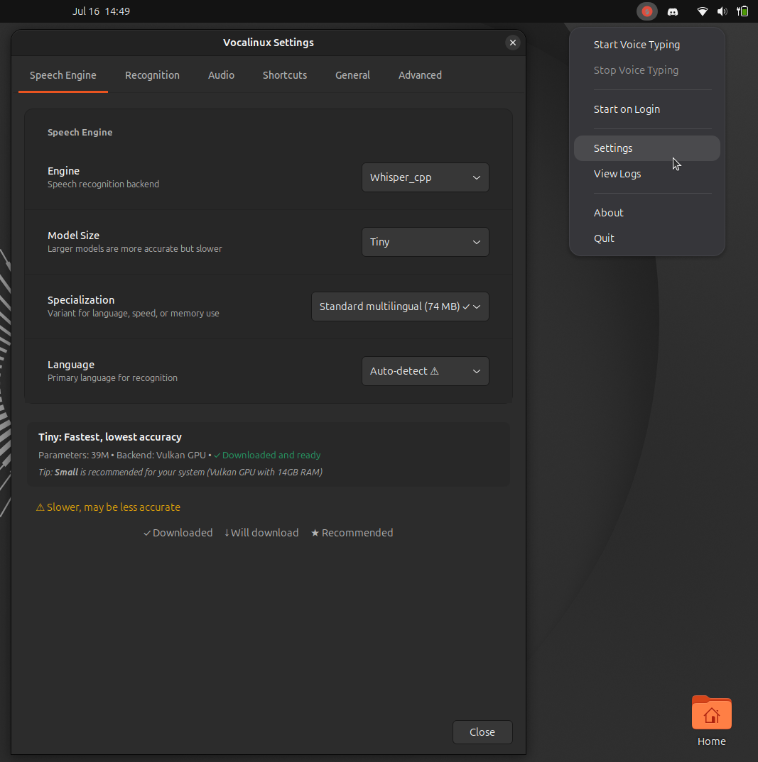 Диалог «О программе» и меню настроек Vocalinux