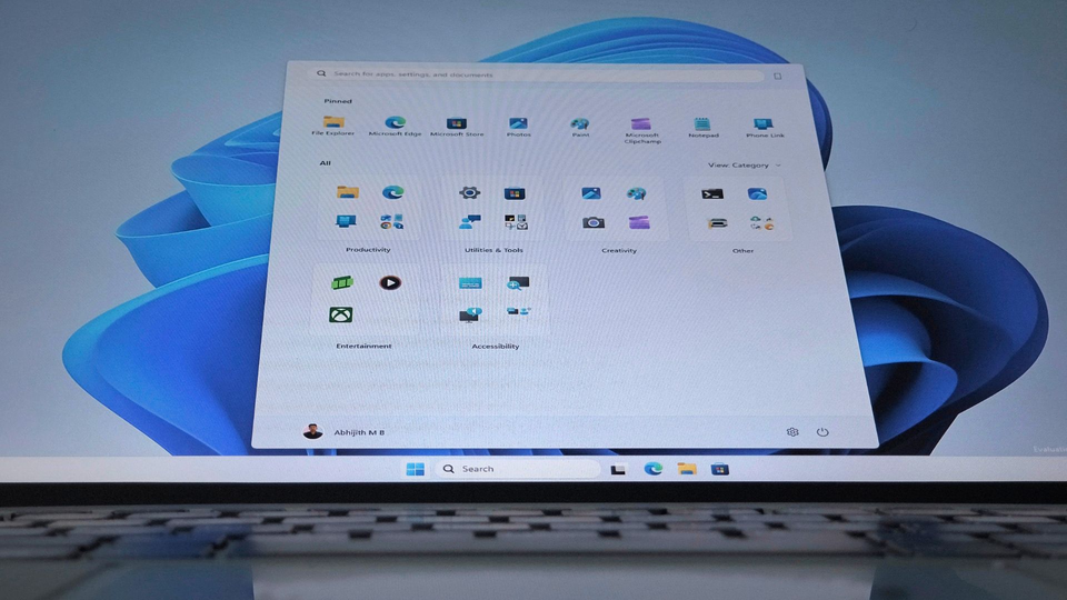 В Microsoft подтвердили, что работают над ускорением Windows 11 и сокращением рекламы, и первые исправления уже выходят