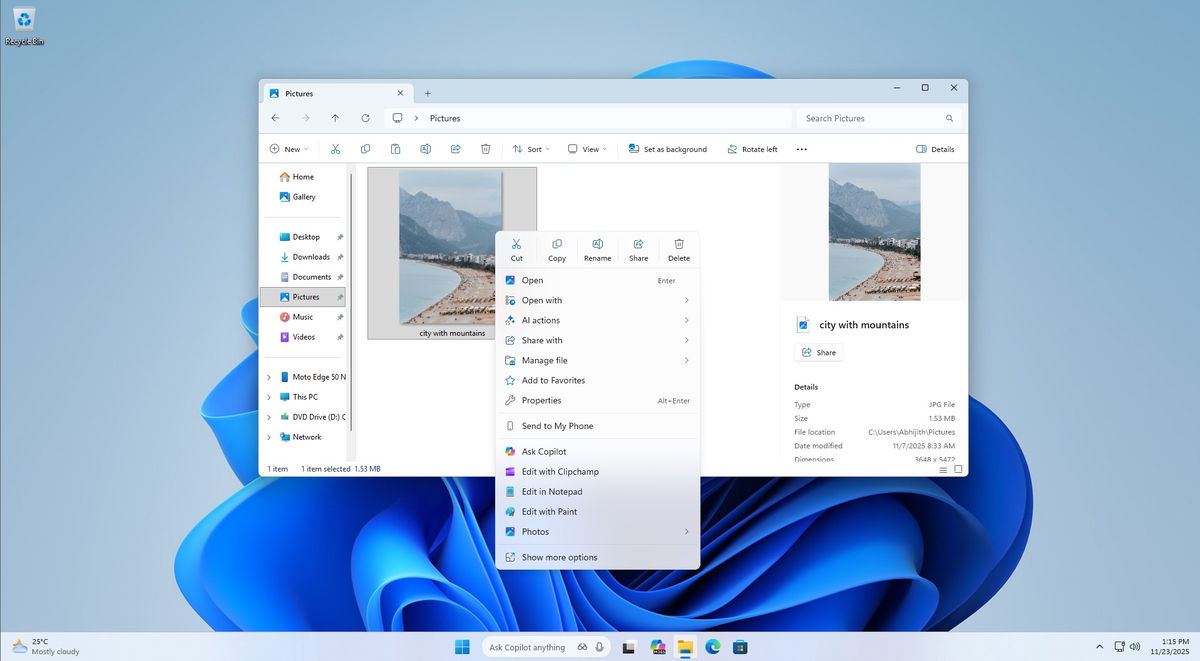 Новое контекстное меню Windows 11, вызываемое правой кнопкой мыши в проводнике, занимает всего половину вертикального пространства экрана